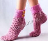 Носки спицами с манжетами и пуговицами Носки спицами с манжетами и пуговицами