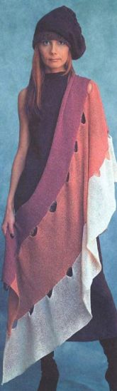 Накидка связанная на машине Накидка связанная на машине